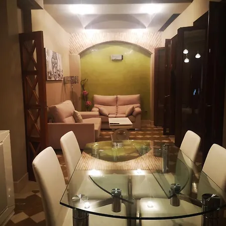 Luxury With Views To Alcazar, Cathedral And Giralda.