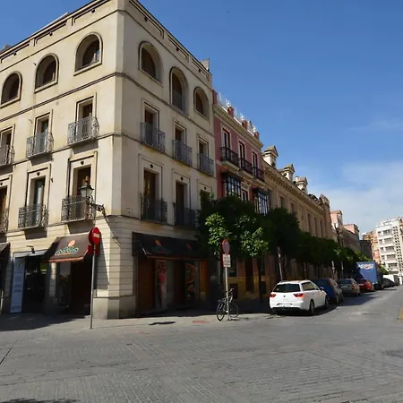 Apartment Luxury With Views To Alcazar, Cathedral And Giralda. *