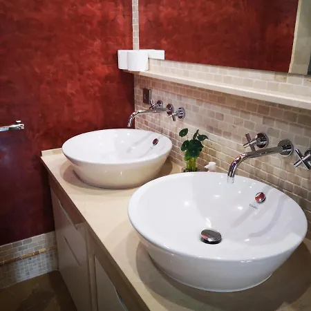 Luxury With Views To Alcazar, Cathedral And Giralda.